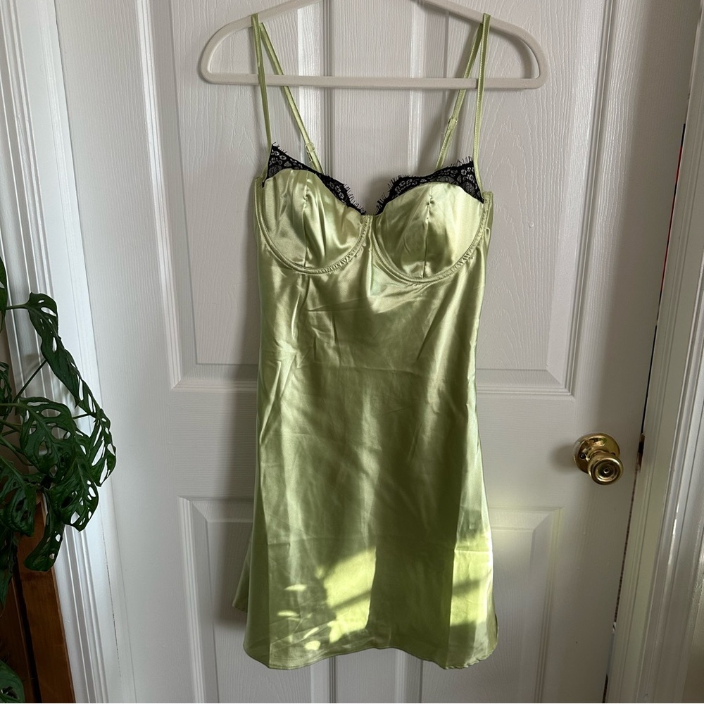 ASOS Corset Mini Dress with Lace Detailing and Underwire Cups. NWT. Size 10.